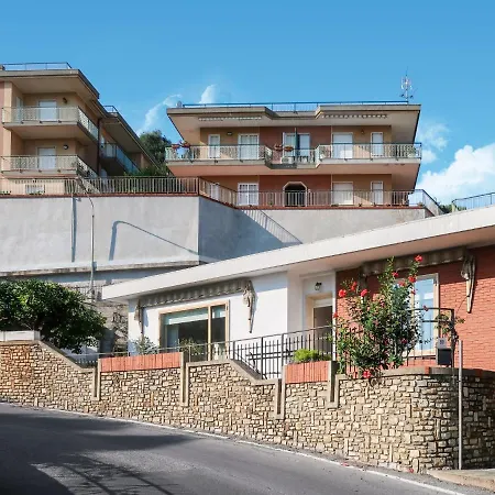 Locazione Turistica Alexandra - Aao205 * Laigueglia
